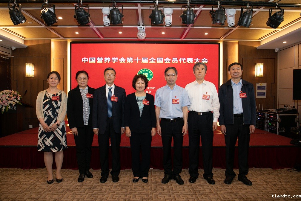 303A4760 - 副本.jpg 303A4760 - 副本.jpg