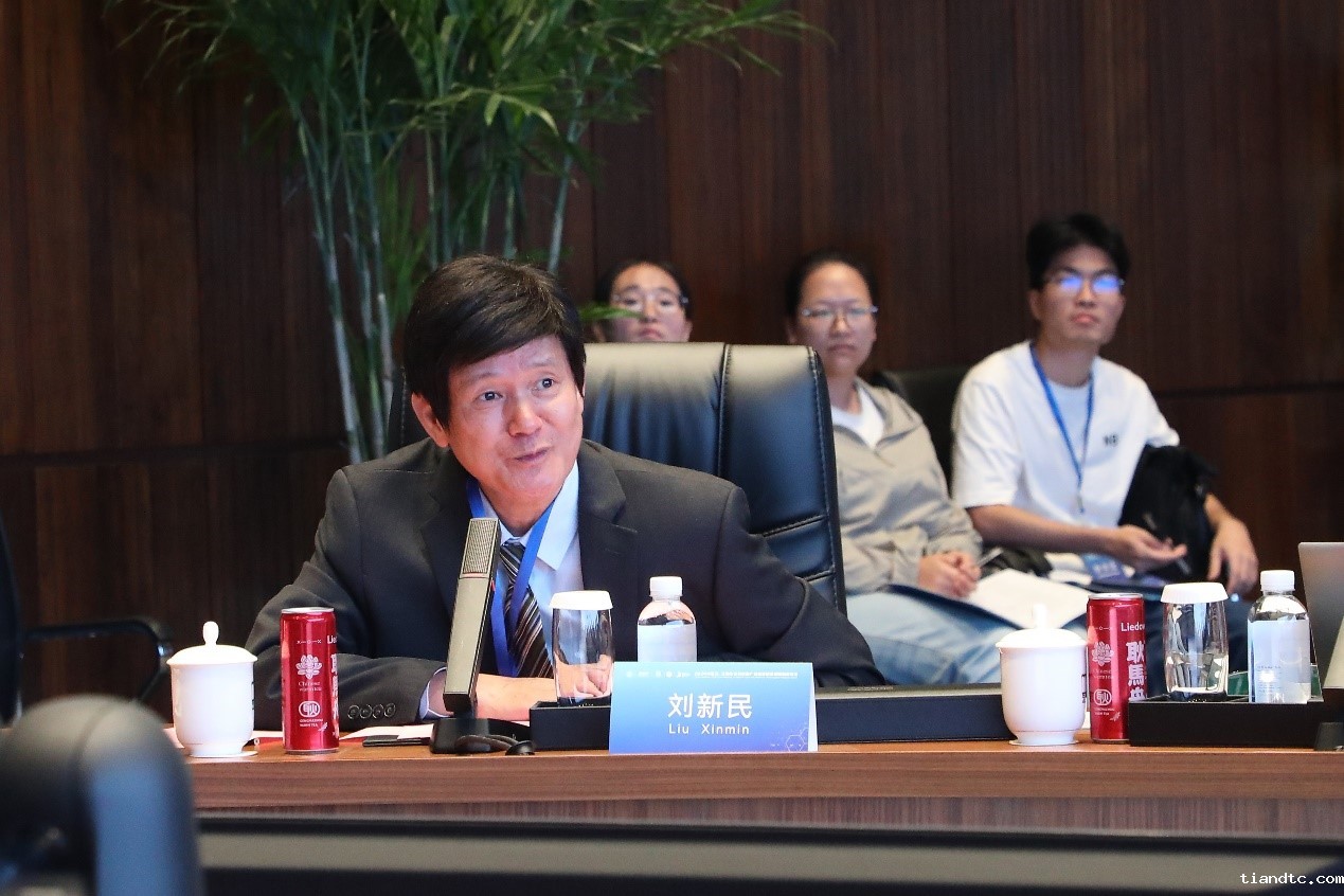 刘新民主委发言.jpg